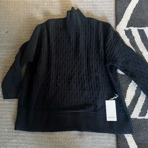 Lululemon || Cable-Knit Relaxed Fit Sweater